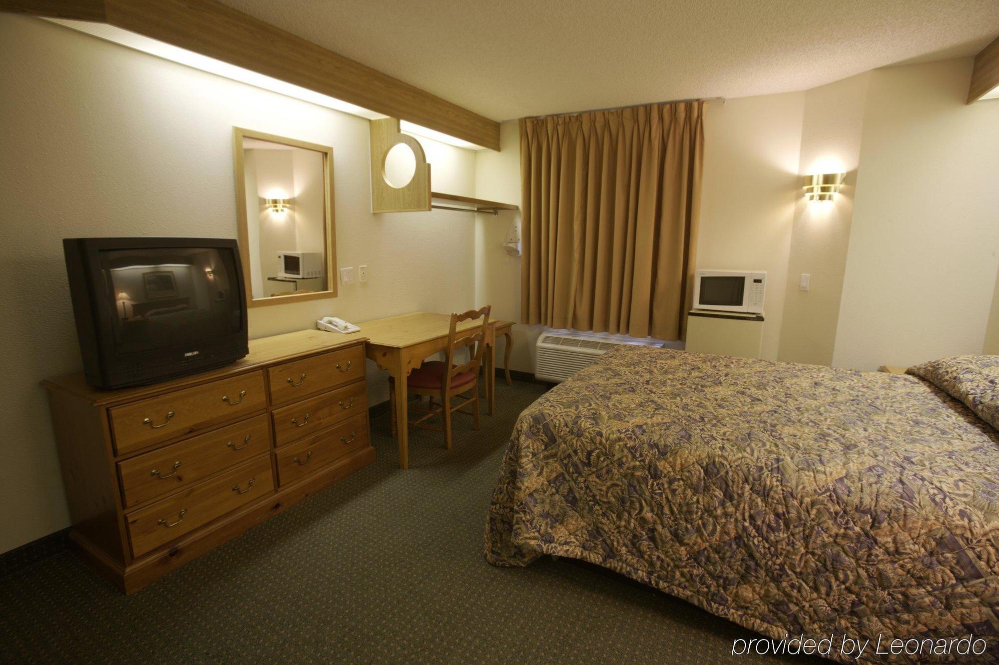 Americas Best Value Inn Addison Exterior foto